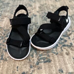 Nike Black and White Sporty Sandals